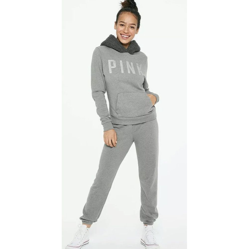 Victoria's Secret Sherpa Perfect Pullover & Classic Pant Set Size‎ S - Gray